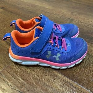 UA girls size 12 tennis shoes